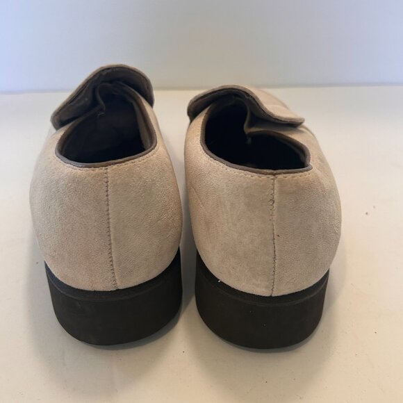 Hush Puppies Slip on Loafer Women Shoe Size 7 Beige Suede leather NEW - Picture 3 of 9